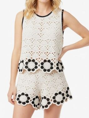 NWT AZ Crochet Floral Trim White Tank & Shorts Set